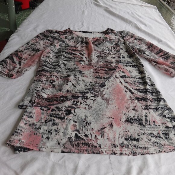 EBADA women's top/dress size L, poly with stretch, cream, black and peach print - Picture 8 of 14